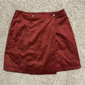 Lulus size M skirt color is rust